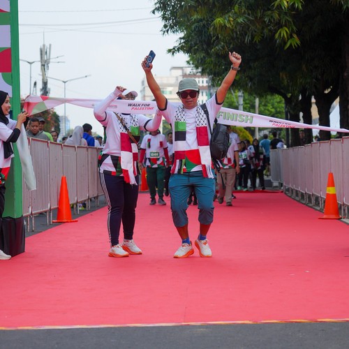Race photo from WALK FOR PALESTINE