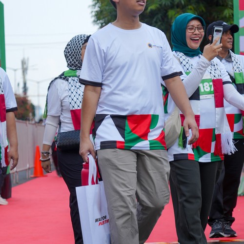 Race photo from WALK FOR PALESTINE