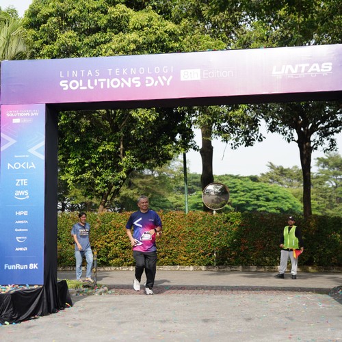 Race photo from LINTAS TEKNOLOGI SOLUTIONS DAY