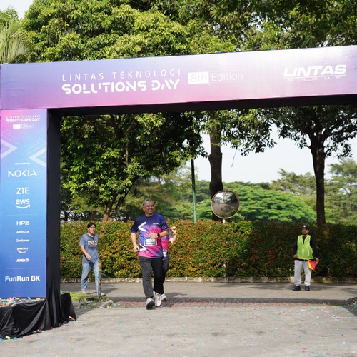 Race photo from LINTAS TEKNOLOGI SOLUTIONS DAY