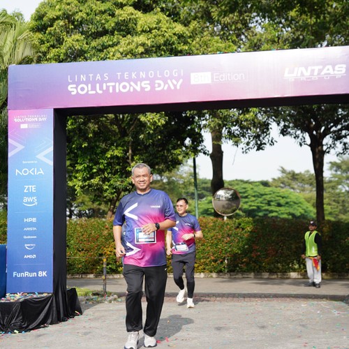 Race photo from LINTAS TEKNOLOGI SOLUTIONS DAY