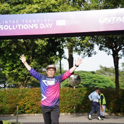 Race photo from LINTAS TEKNOLOGI SOLUTIONS DAY