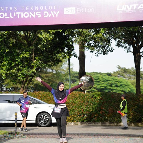 Race photo from LINTAS TEKNOLOGI SOLUTIONS DAY