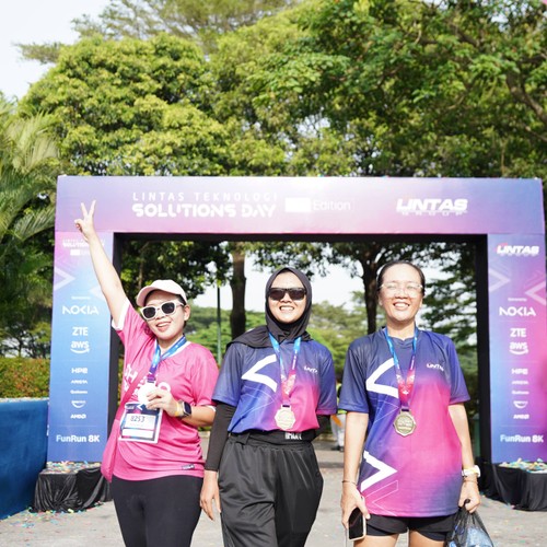 Race photo from LINTAS TEKNOLOGI SOLUTIONS DAY
