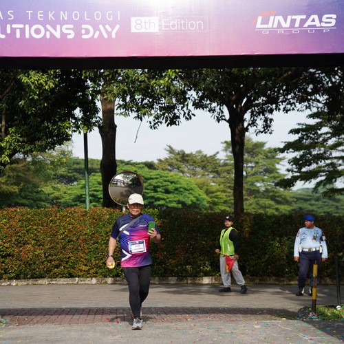 Race photo from LINTAS TEKNOLOGI SOLUTIONS DAY