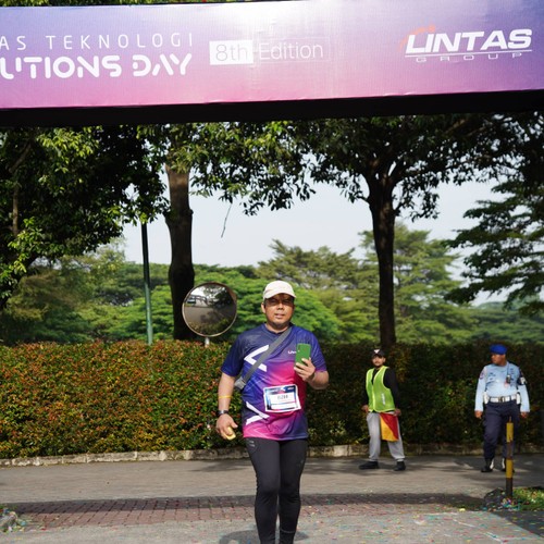 Race photo from LINTAS TEKNOLOGI SOLUTIONS DAY