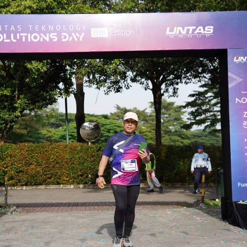 Race photo from LINTAS TEKNOLOGI SOLUTIONS DAY