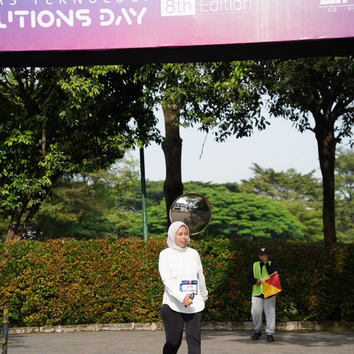 Race photo from LINTAS TEKNOLOGI SOLUTIONS DAY