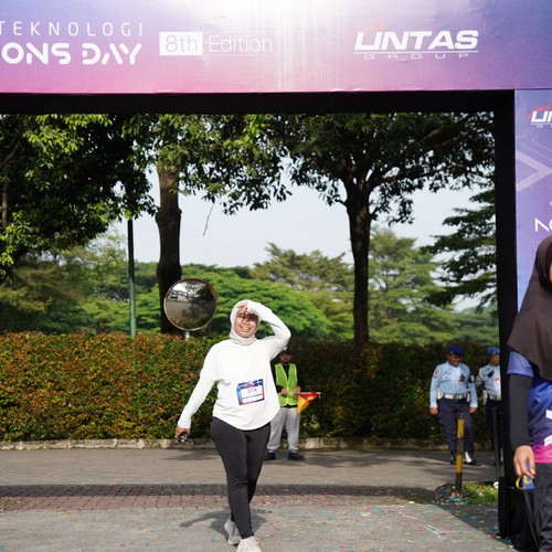 Race photo from LINTAS TEKNOLOGI SOLUTIONS DAY