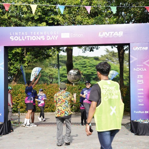 Race photo from LINTAS TEKNOLOGI SOLUTIONS DAY