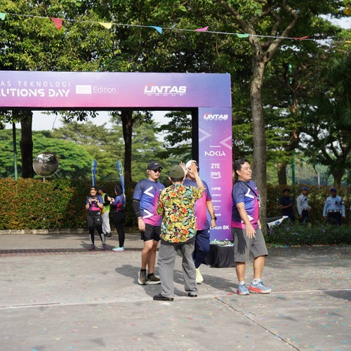 Race photo from LINTAS TEKNOLOGI SOLUTIONS DAY