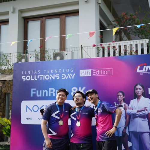 Race photo from LINTAS TEKNOLOGI SOLUTIONS DAY