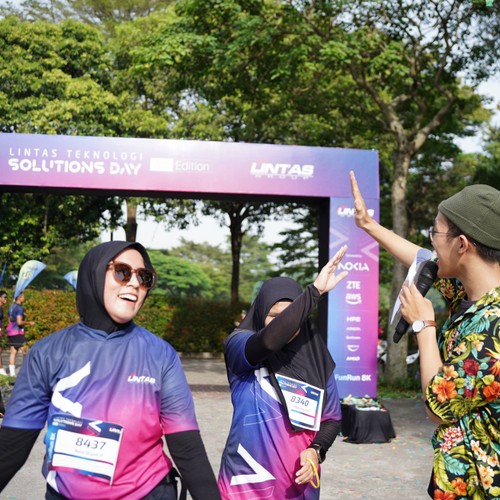 Race photo from LINTAS TEKNOLOGI SOLUTIONS DAY