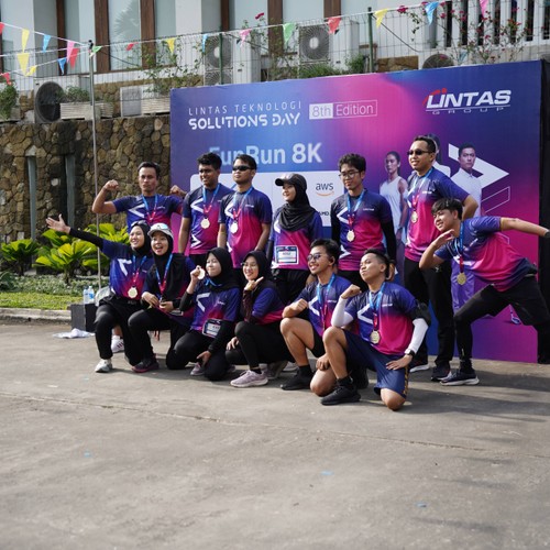 Race photo from LINTAS TEKNOLOGI SOLUTIONS DAY
