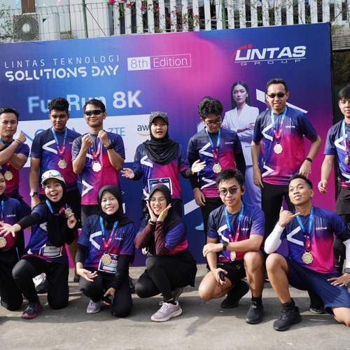 Race photo from LINTAS TEKNOLOGI SOLUTIONS DAY