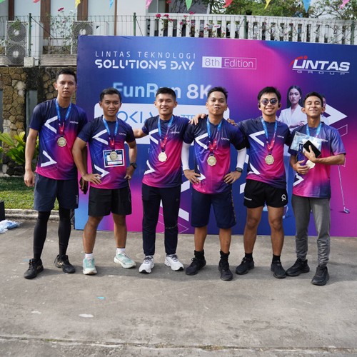 Race photo from LINTAS TEKNOLOGI SOLUTIONS DAY