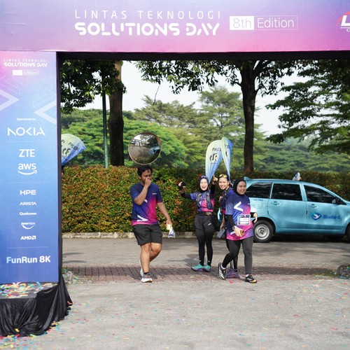 Race photo from LINTAS TEKNOLOGI SOLUTIONS DAY