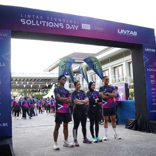 Race photo from LINTAS TEKNOLOGI SOLUTIONS DAY