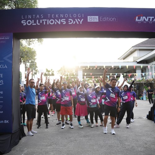 Race photo from LINTAS TEKNOLOGI SOLUTIONS DAY