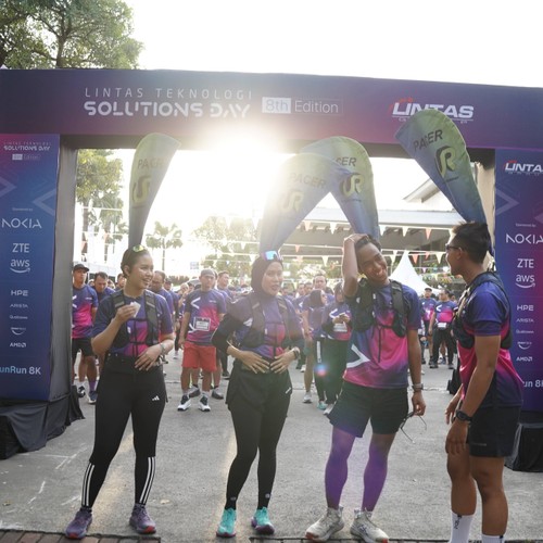 Race photo from LINTAS TEKNOLOGI SOLUTIONS DAY