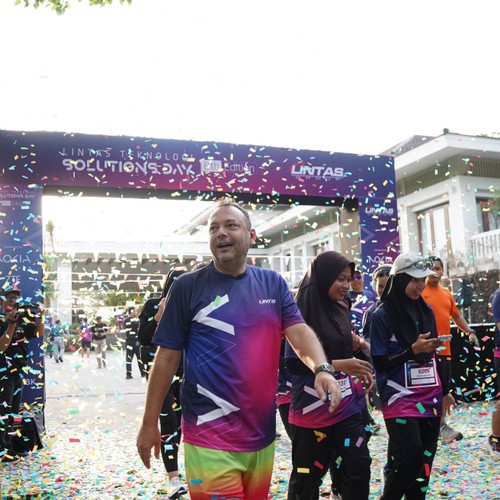 Race photo from LINTAS TEKNOLOGI SOLUTIONS DAY