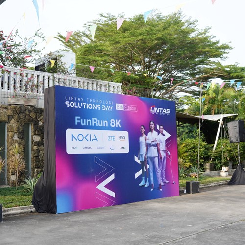 Race photo from LINTAS TEKNOLOGI SOLUTIONS DAY