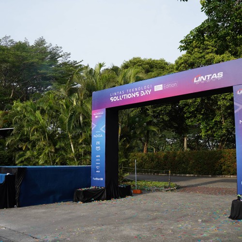 Race photo from LINTAS TEKNOLOGI SOLUTIONS DAY