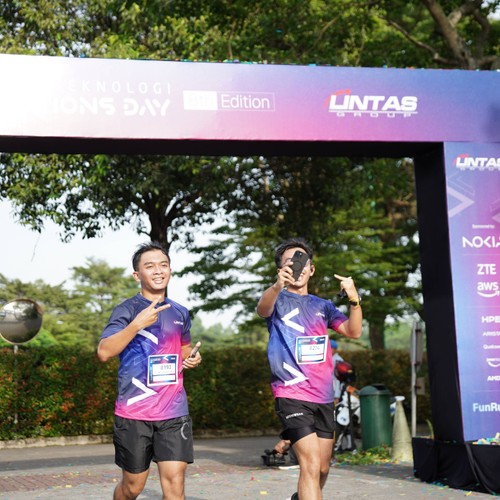 Race photo from LINTAS TEKNOLOGI SOLUTIONS DAY