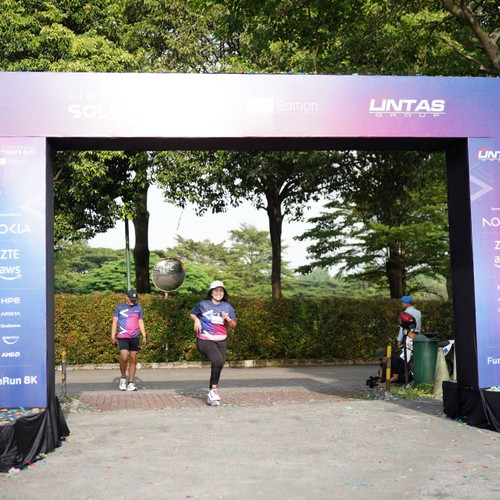 Race photo from LINTAS TEKNOLOGI SOLUTIONS DAY