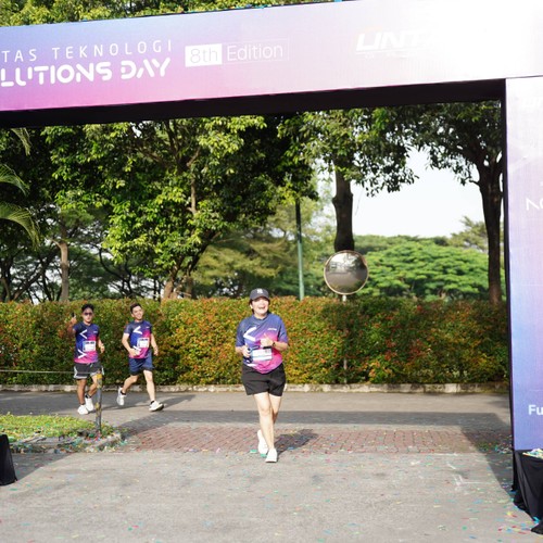 Race photo from LINTAS TEKNOLOGI SOLUTIONS DAY