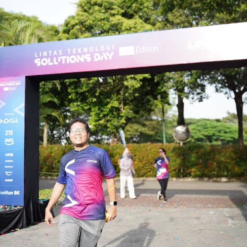 Race photo from LINTAS TEKNOLOGI SOLUTIONS DAY