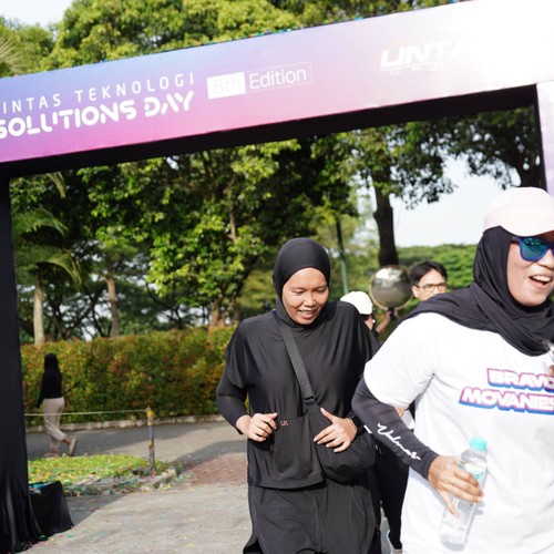 Race photo from LINTAS TEKNOLOGI SOLUTIONS DAY