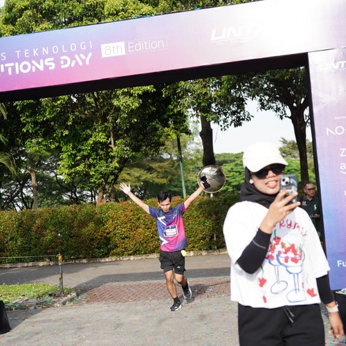 Race photo from LINTAS TEKNOLOGI SOLUTIONS DAY