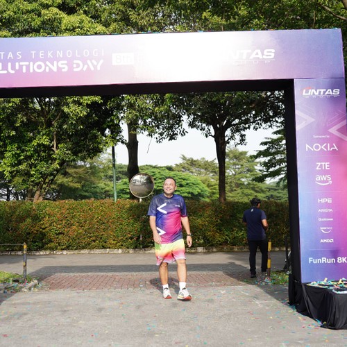 Race photo from LINTAS TEKNOLOGI SOLUTIONS DAY