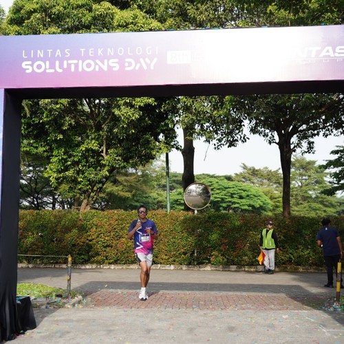 Race photo from LINTAS TEKNOLOGI SOLUTIONS DAY