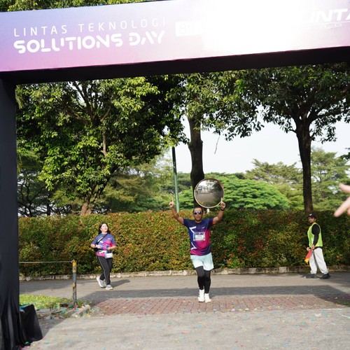Race photo from LINTAS TEKNOLOGI SOLUTIONS DAY