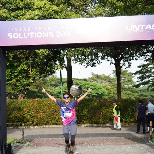 Race photo from LINTAS TEKNOLOGI SOLUTIONS DAY