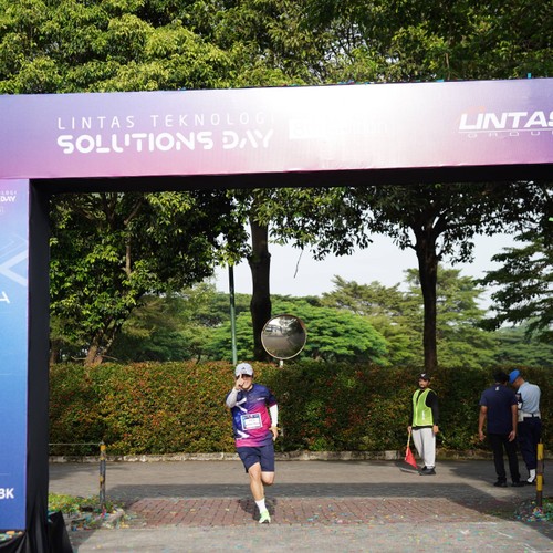 Race photo from LINTAS TEKNOLOGI SOLUTIONS DAY