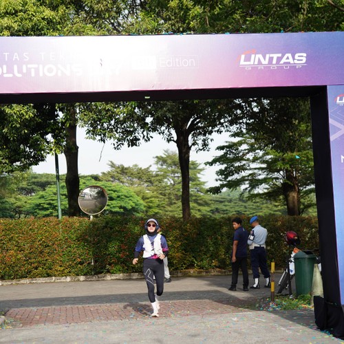 Race photo from LINTAS TEKNOLOGI SOLUTIONS DAY