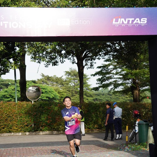 Race photo from LINTAS TEKNOLOGI SOLUTIONS DAY