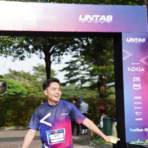 Race photo from LINTAS TEKNOLOGI SOLUTIONS DAY