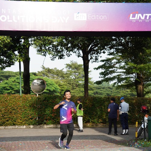 Race photo from LINTAS TEKNOLOGI SOLUTIONS DAY