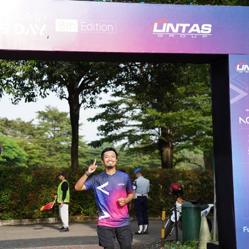 Race photo from LINTAS TEKNOLOGI SOLUTIONS DAY