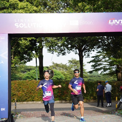Race photo from LINTAS TEKNOLOGI SOLUTIONS DAY