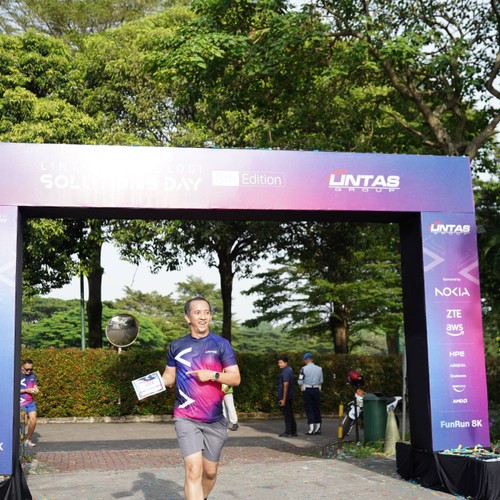 Race photo from LINTAS TEKNOLOGI SOLUTIONS DAY