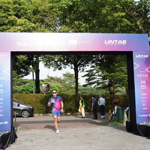 Race photo from LINTAS TEKNOLOGI SOLUTIONS DAY