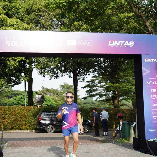Race photo from LINTAS TEKNOLOGI SOLUTIONS DAY