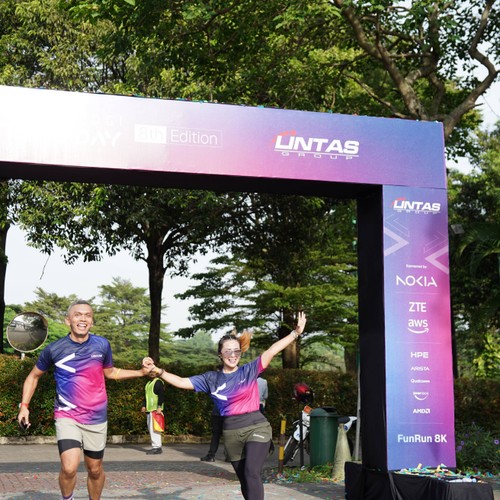 Race photo from LINTAS TEKNOLOGI SOLUTIONS DAY