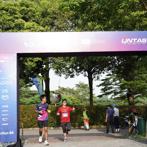 Race photo from LINTAS TEKNOLOGI SOLUTIONS DAY