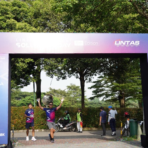 Race photo from LINTAS TEKNOLOGI SOLUTIONS DAY
